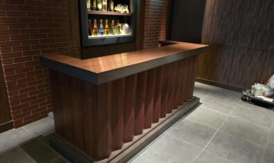 木製カウンターの塗装